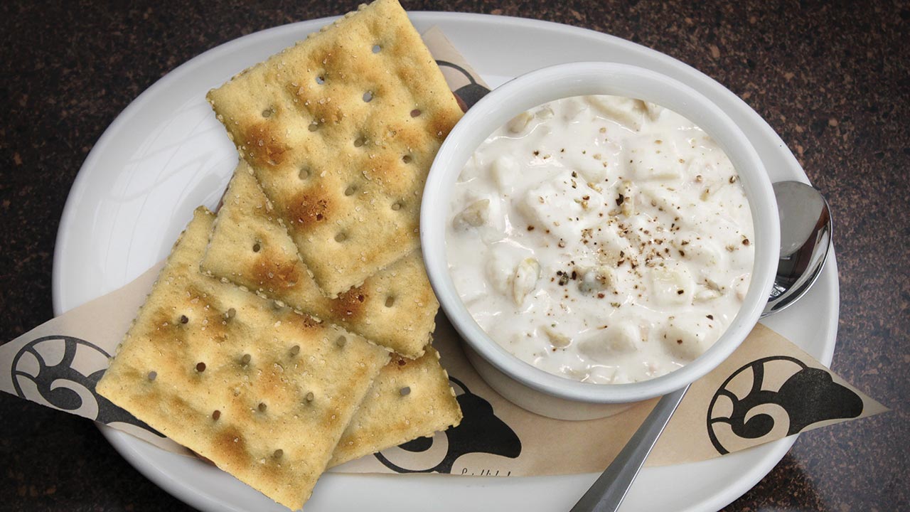 picture of clam chowder