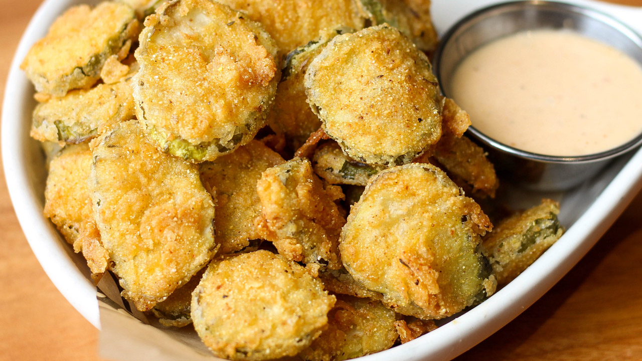 picture of fried pickle chips